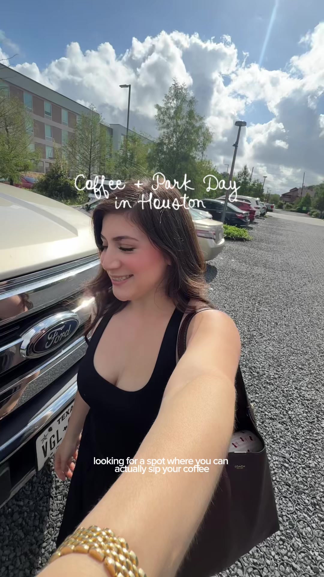 @Jasmyn | Houston Mom Life