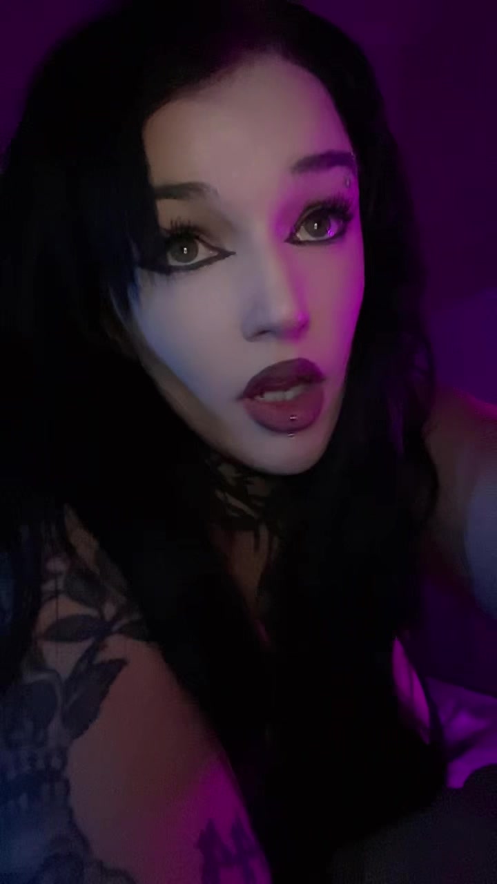 @emo.noodle.x