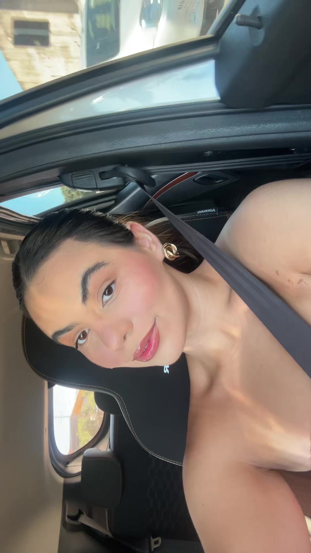 @Lara