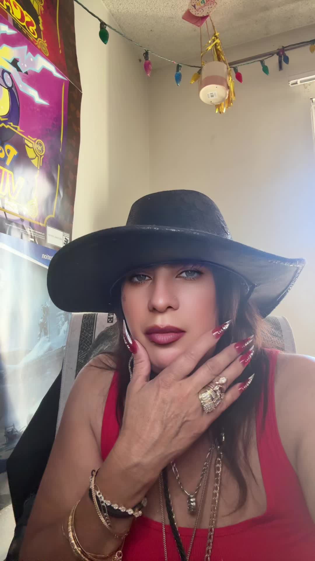 @Roxana Saracay