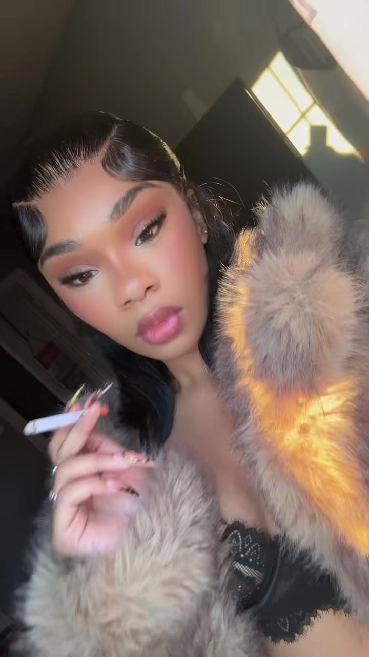 @Lay💕👸🏻