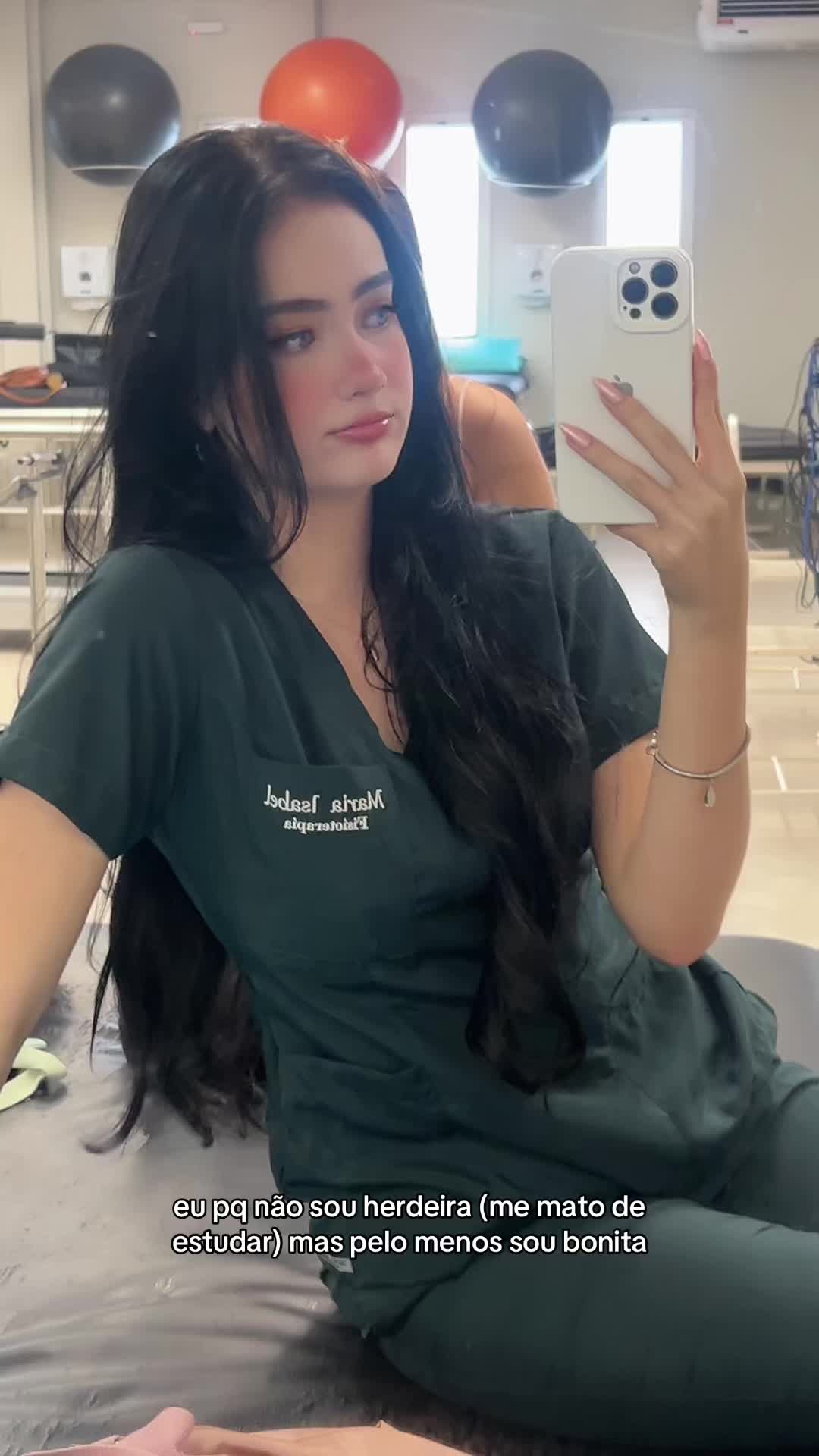 @Branca de Neve 🍎👑