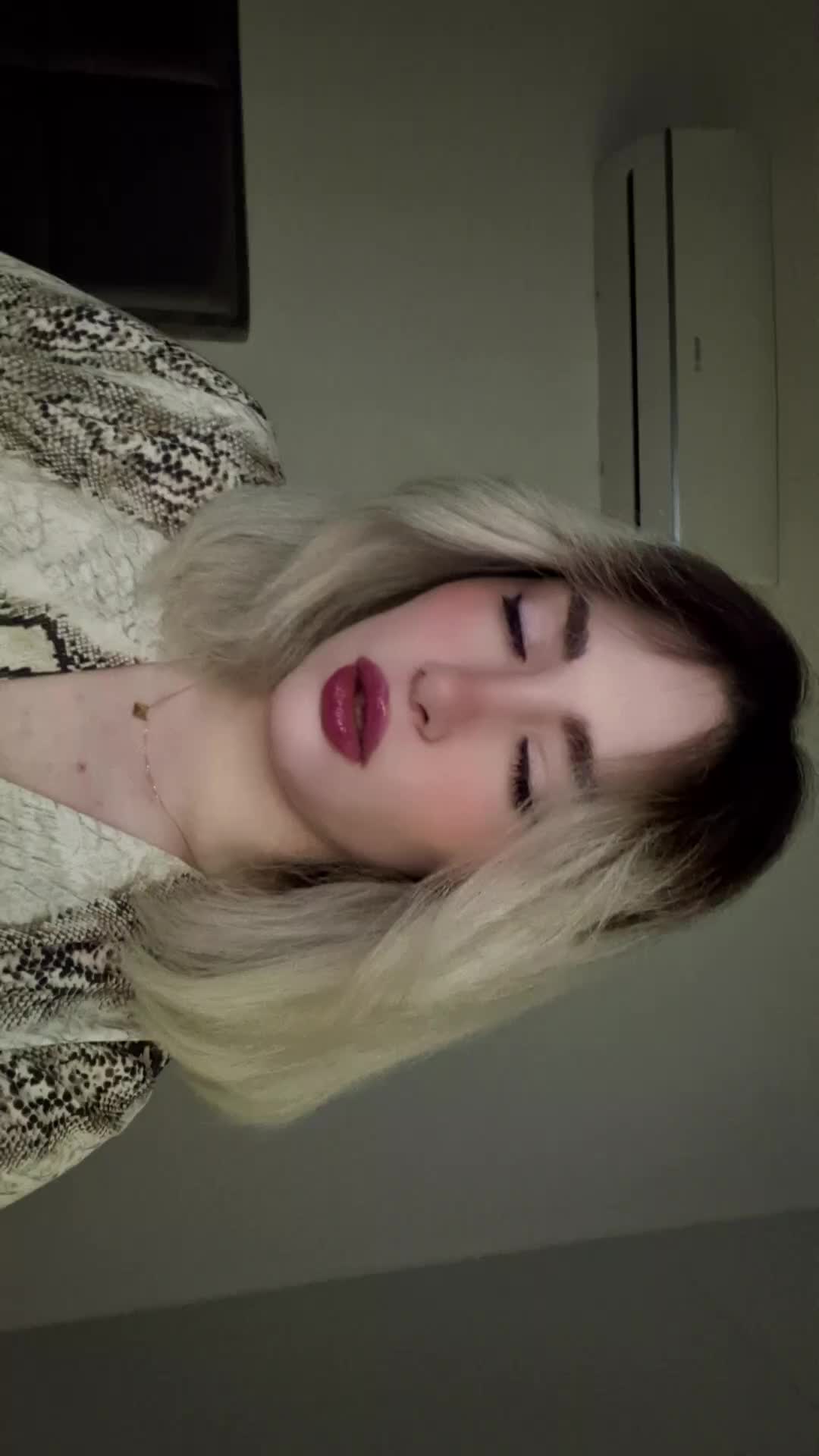 @evildayana