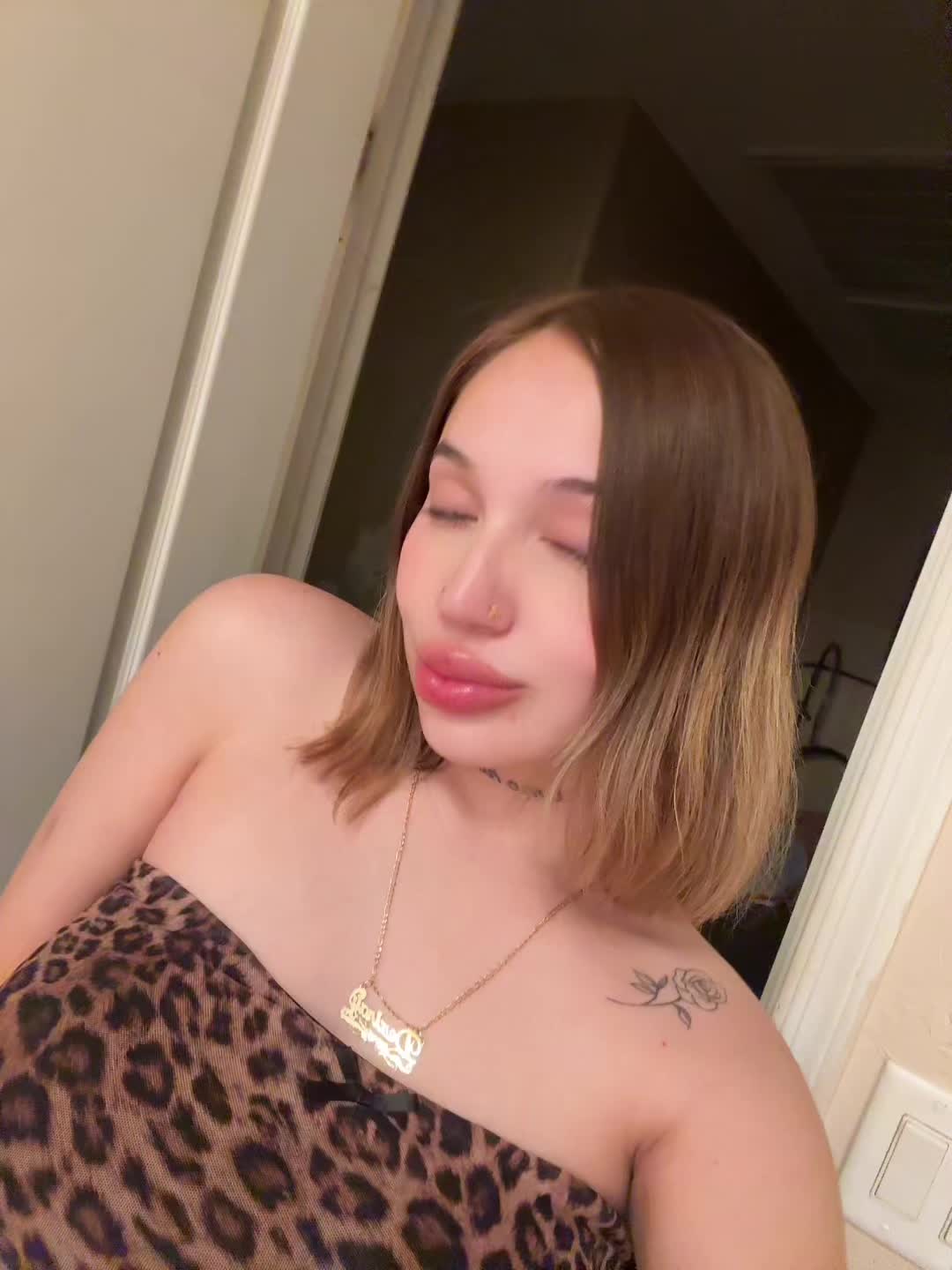 @deziray🎀