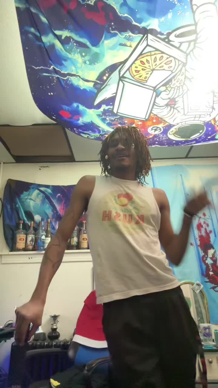 @Ercfj