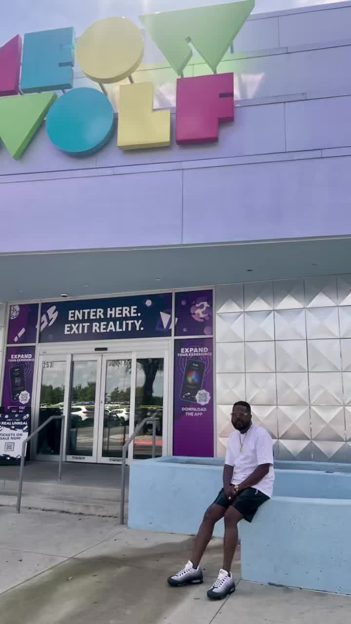 @adventuresofdominic