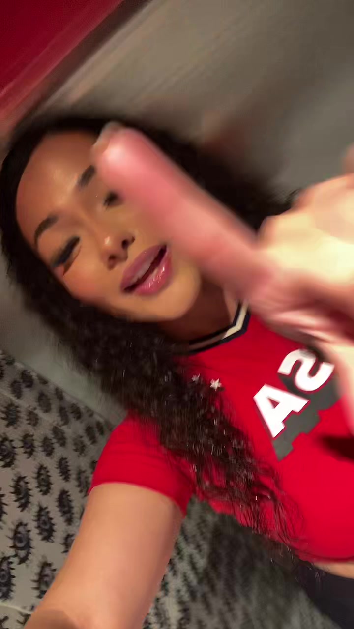 @itsallyrosee