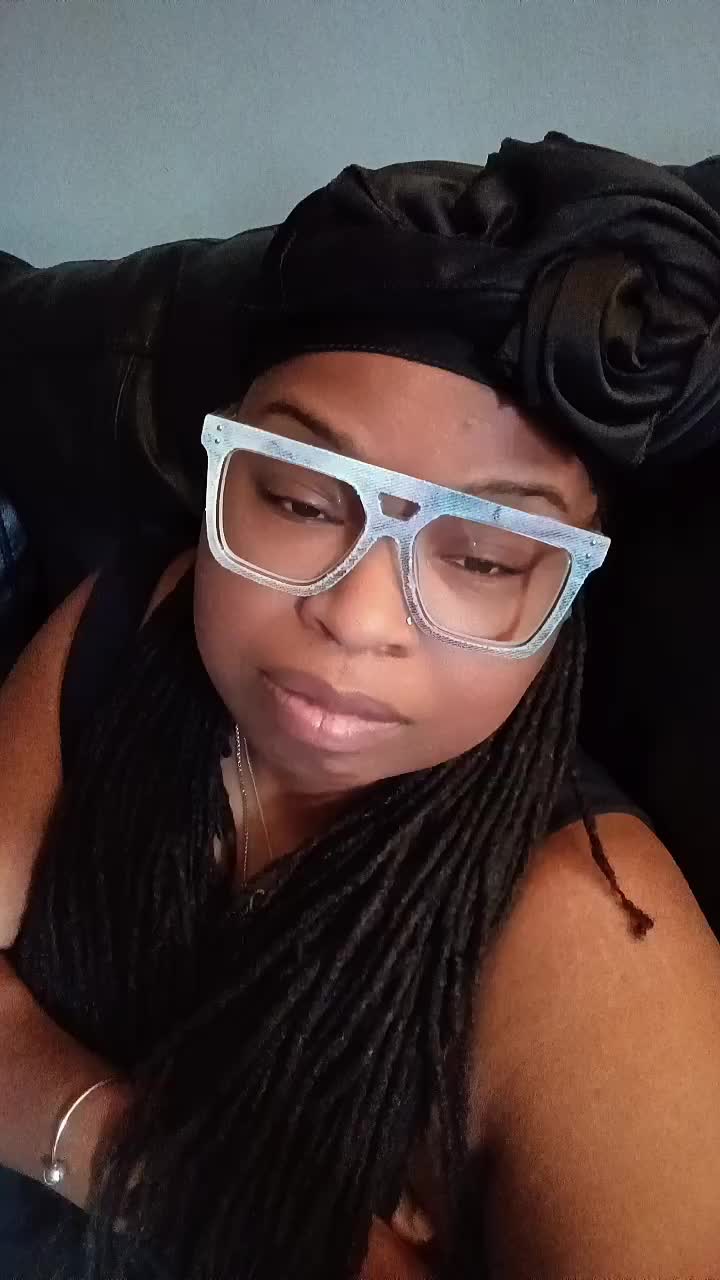 @IM_SO_NIKKI