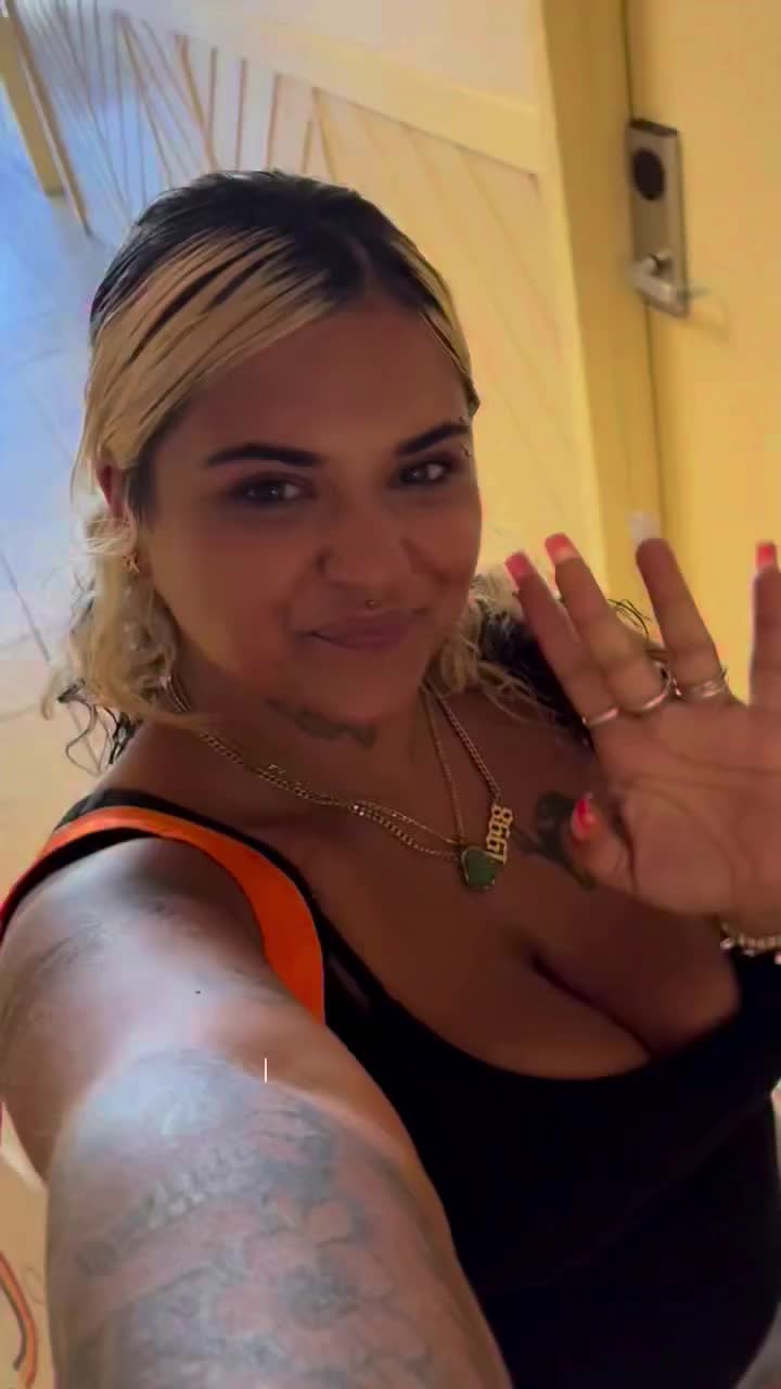 @becomingyanisa