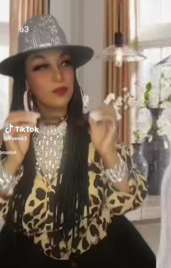 @rubybrooks4❌