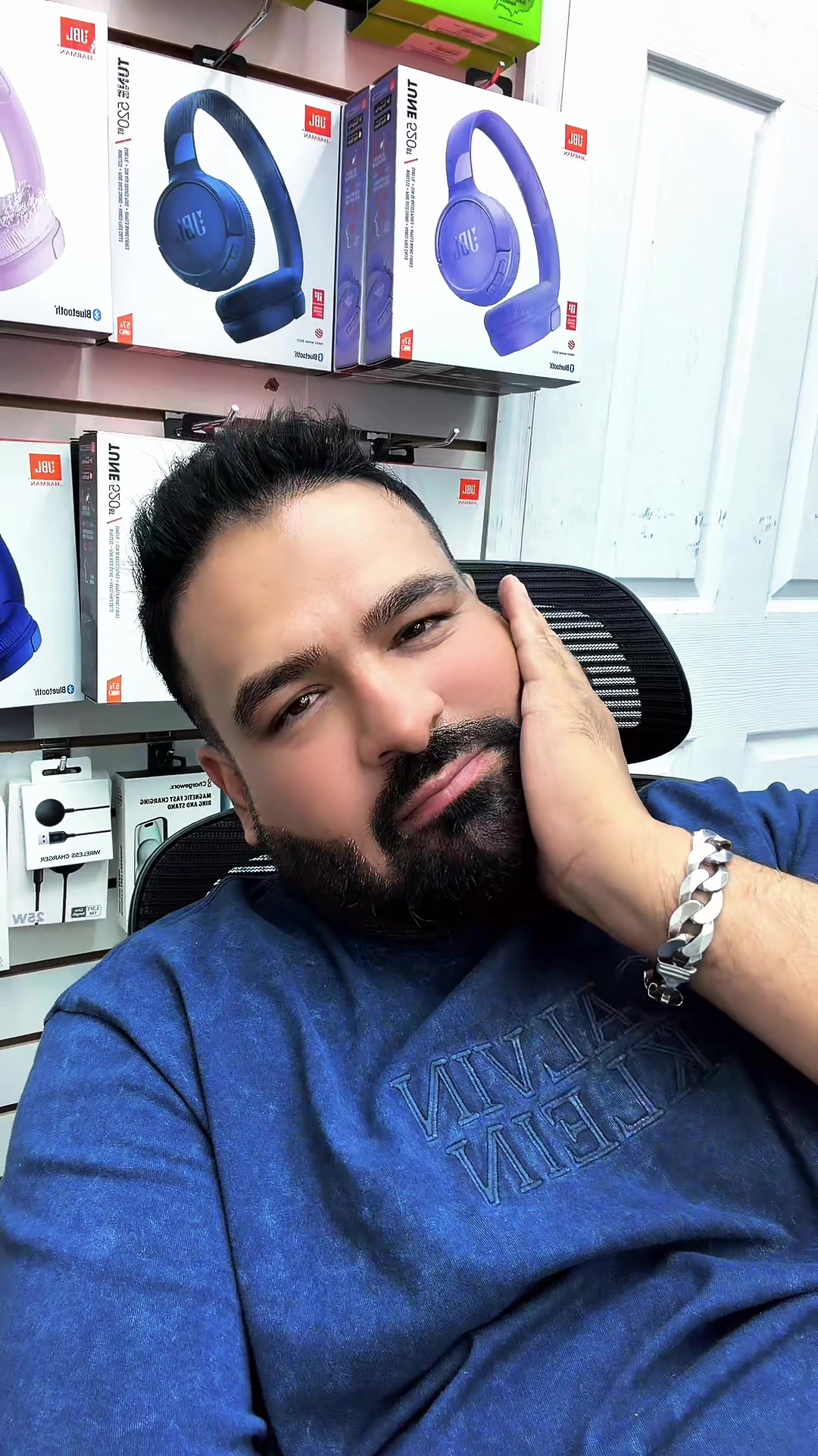 @Adnan Saeed