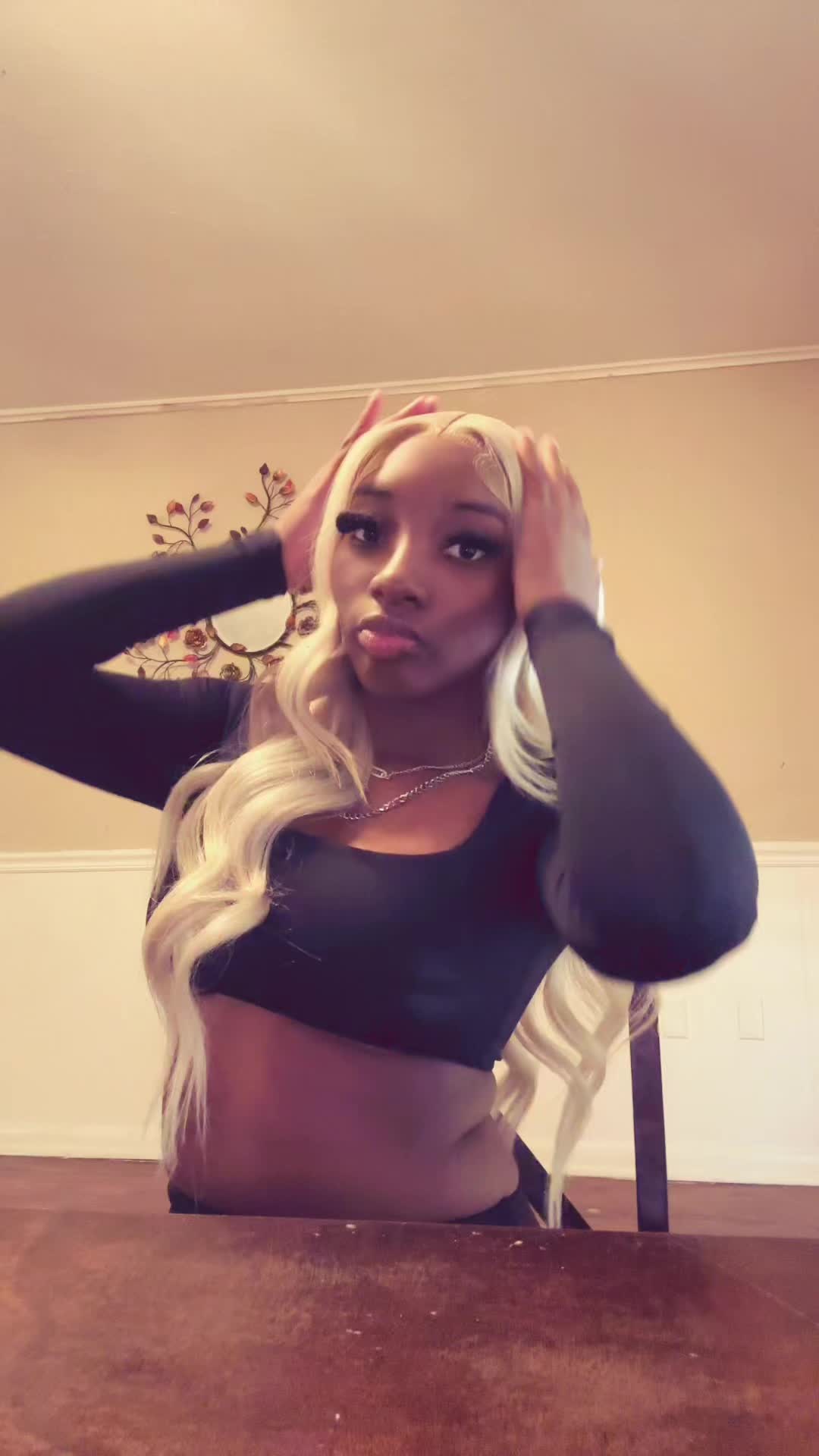 @arieldenyria