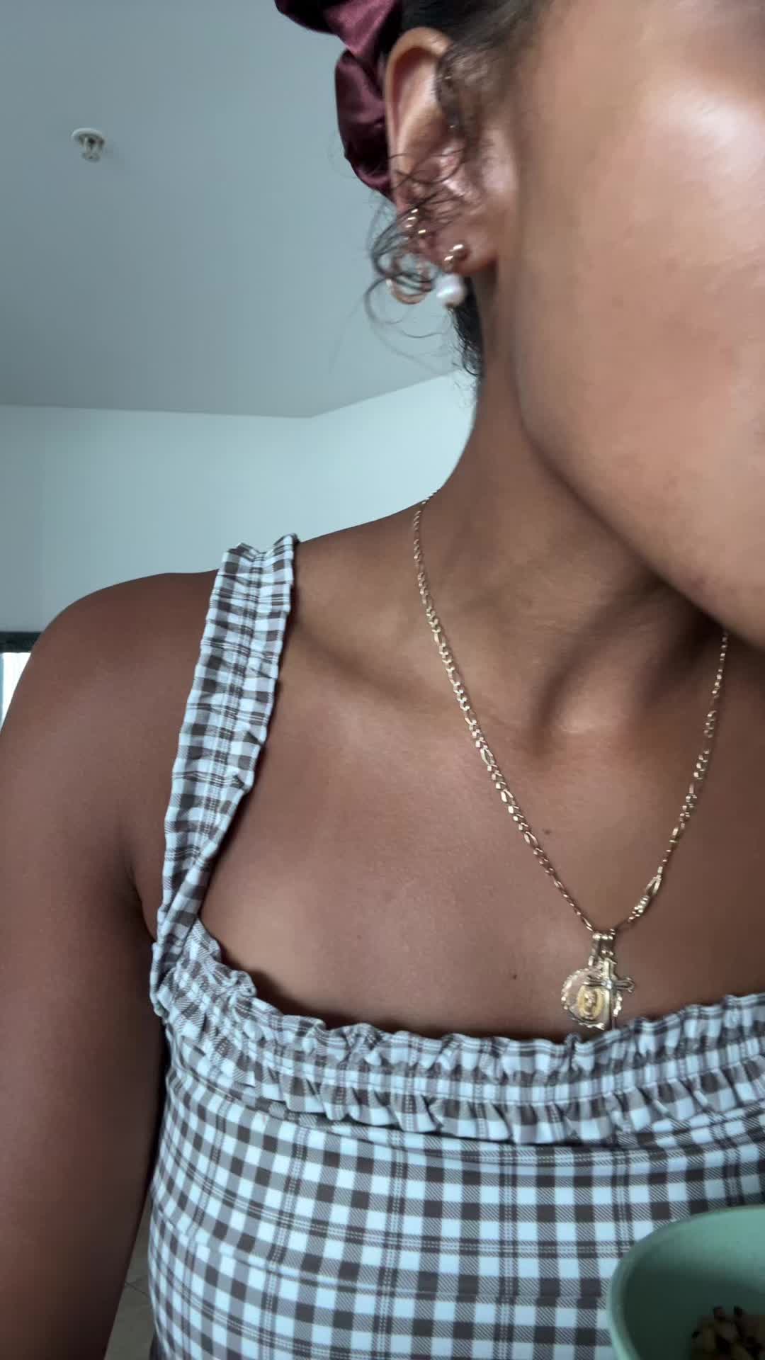 @3l3ni3