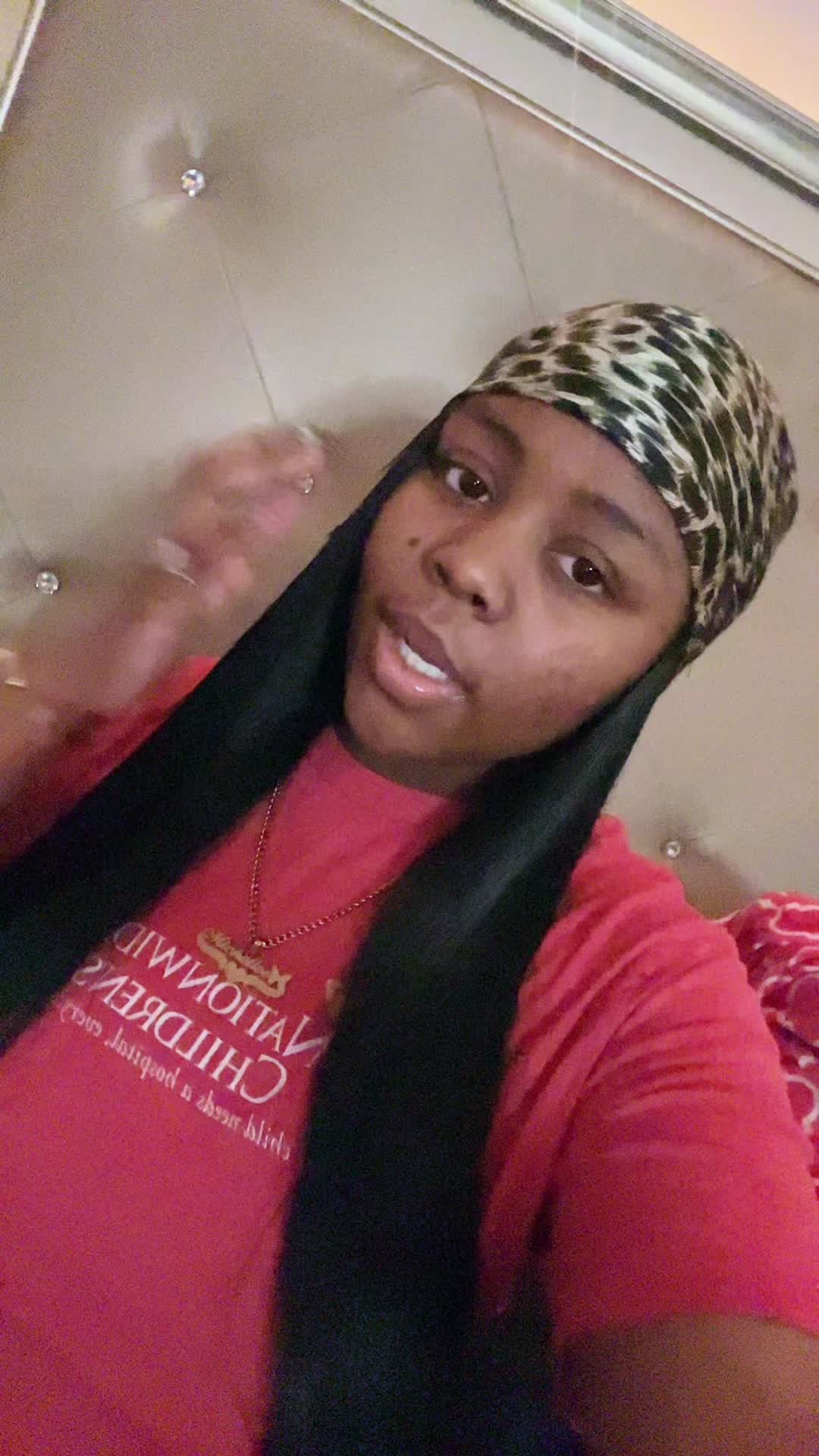 @checkonchelle