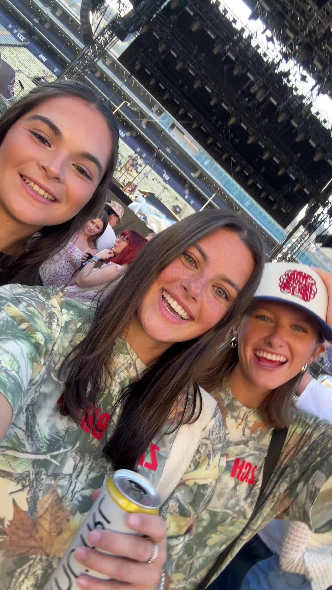 @kaitlyn_linares