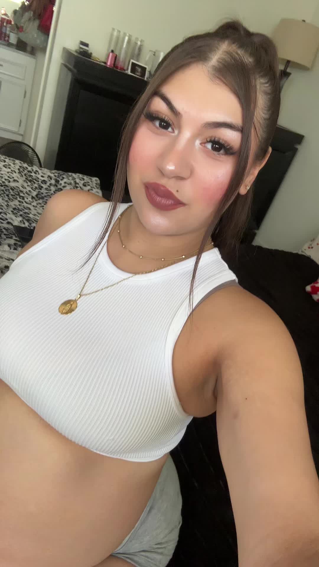 @𝓂𝒾𝓈𝓈 𝓅𝓇𝑒𝓉𝓉𝓎𝒩 🍒