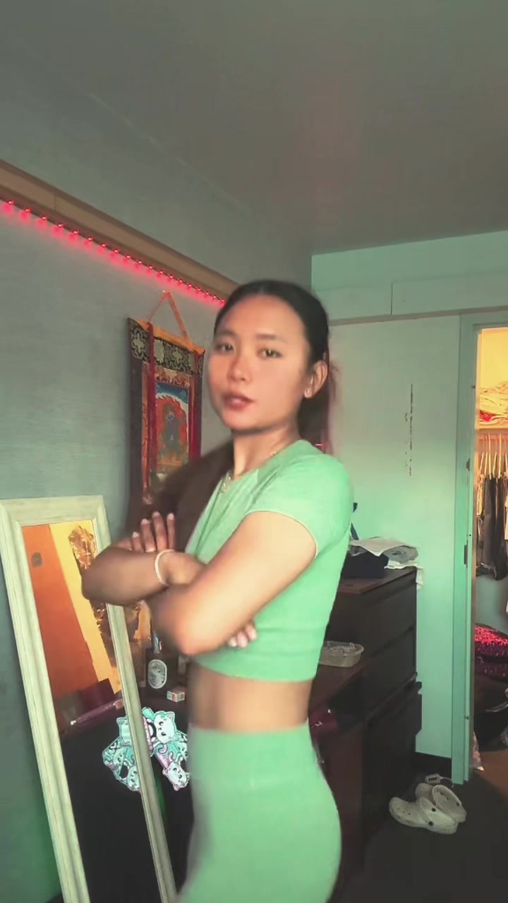 @Lisha Gurung