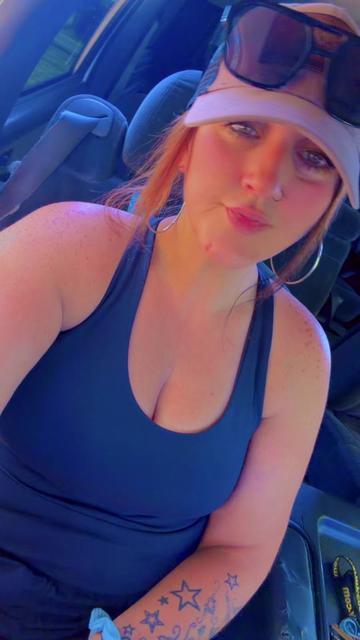 @⭐️ Danielle AKA DeE ⭐️