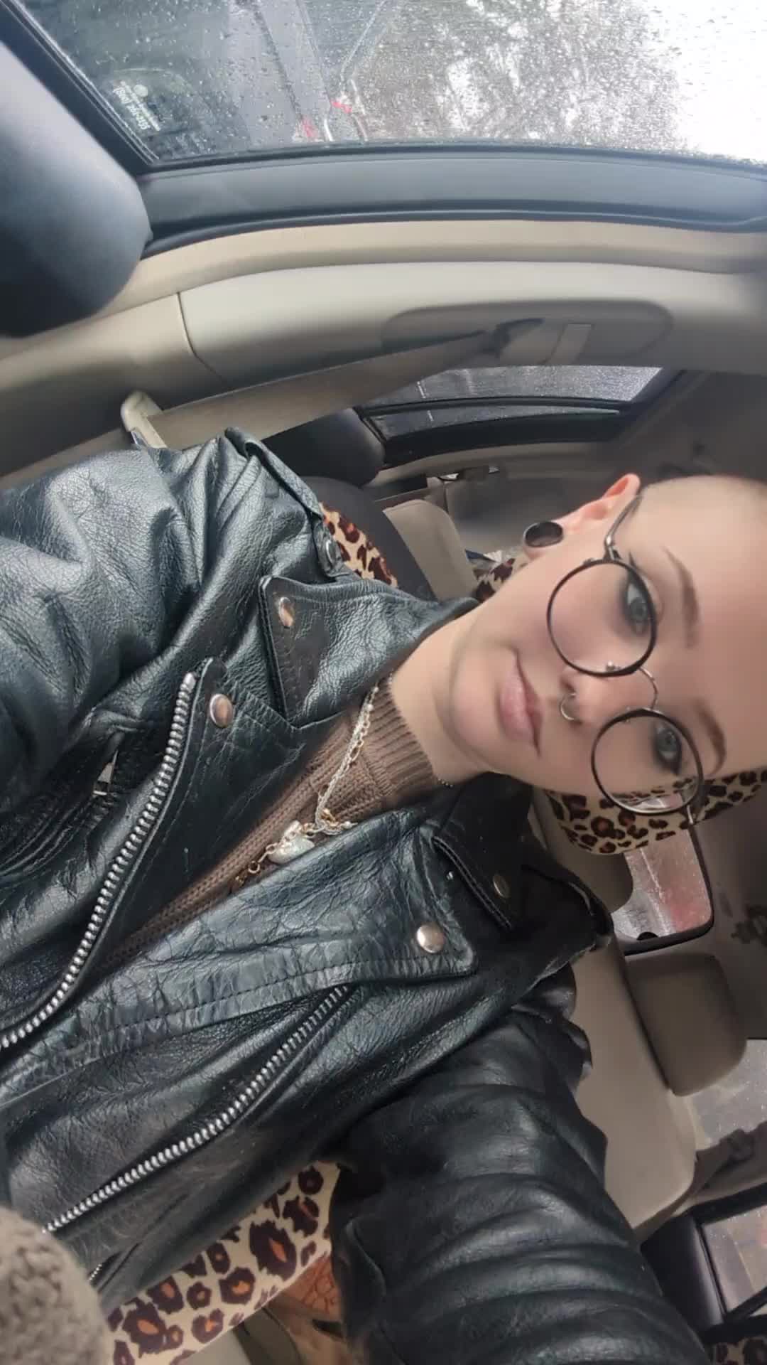 @🕸️🦇julz🦇🕸️