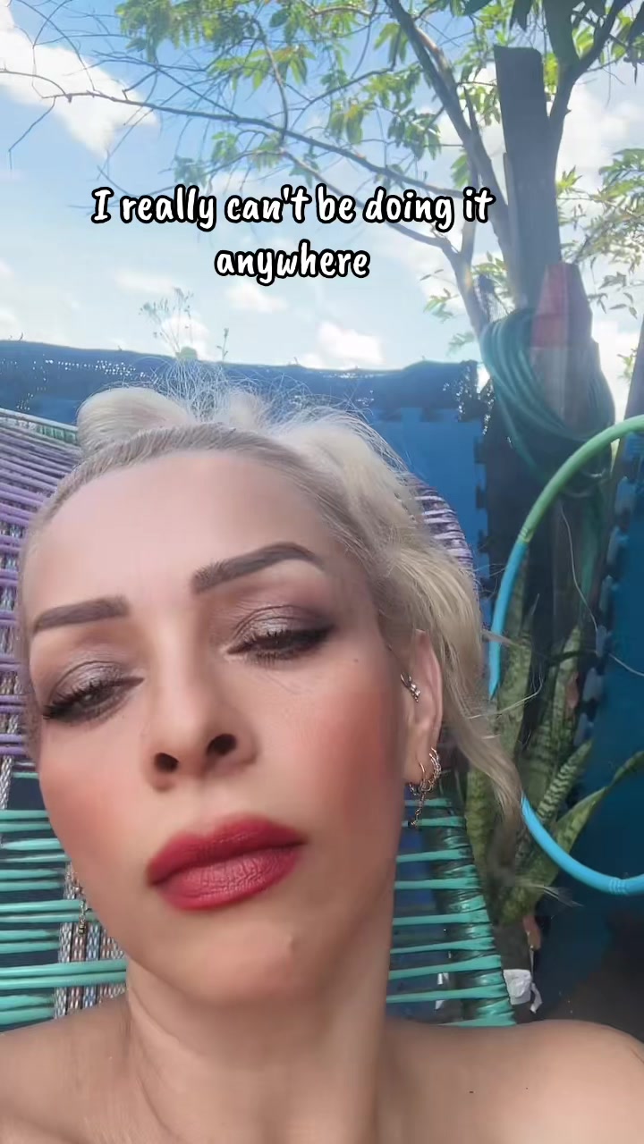 @Juanitabox