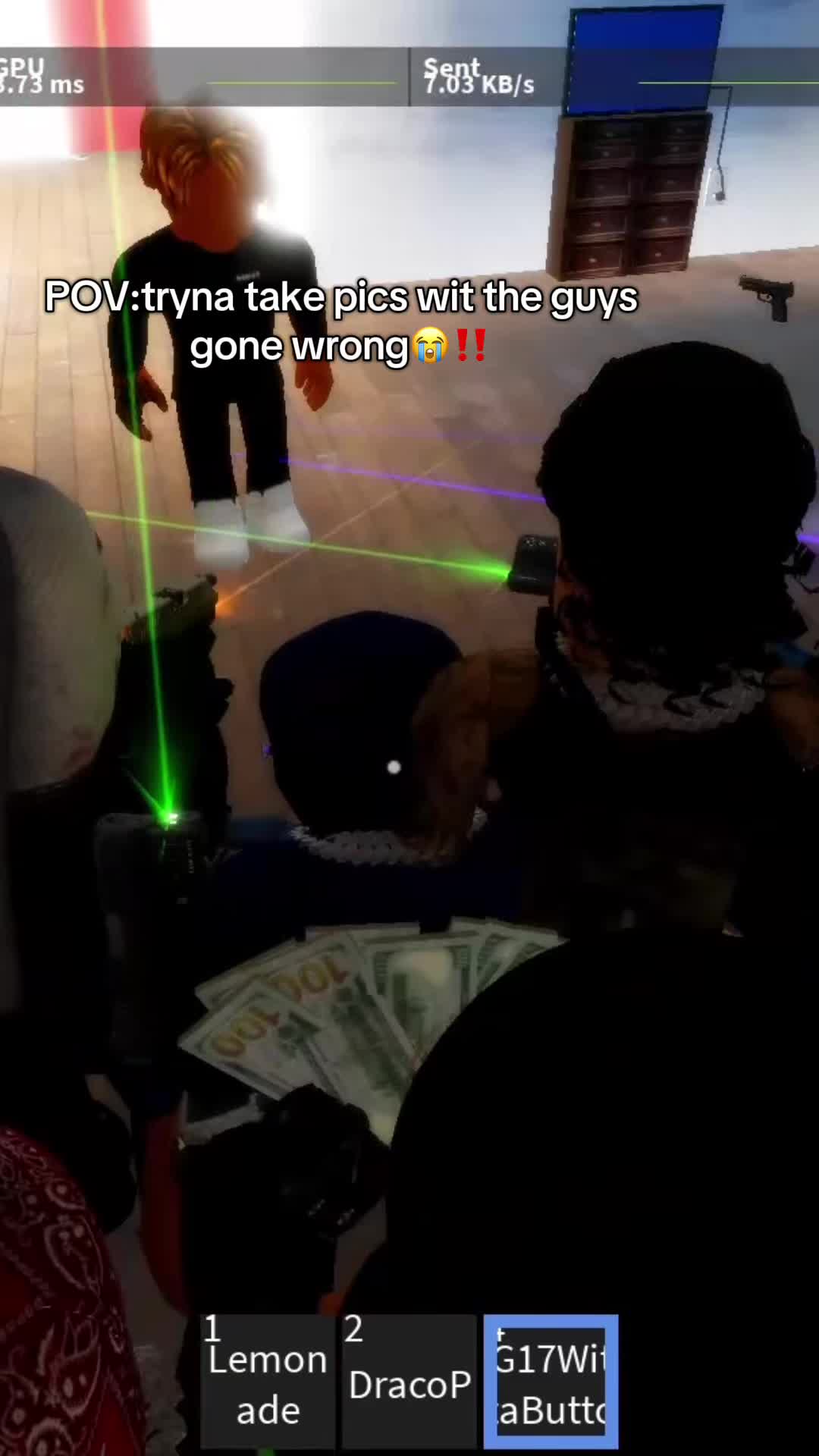 @⃟