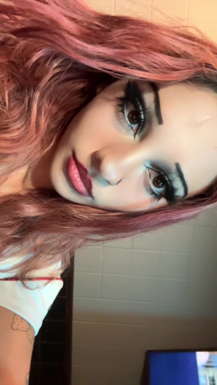 @Goddess.Mo̸rg̸u̸e̸☠︎︎420𖤐𐬺🍒