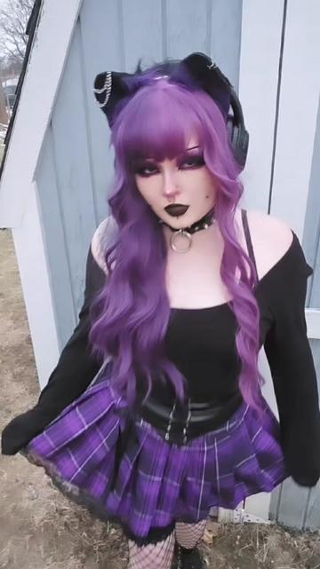 @Graveyardbabe1031