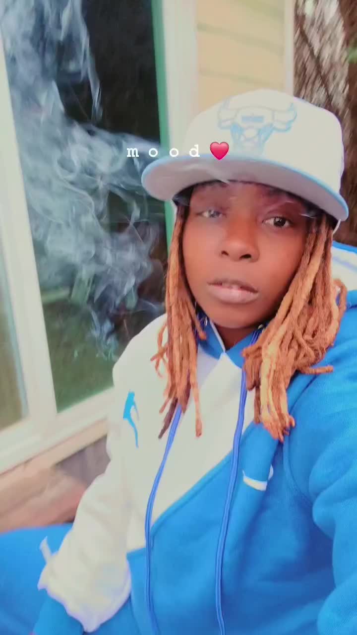 @Kymbo23