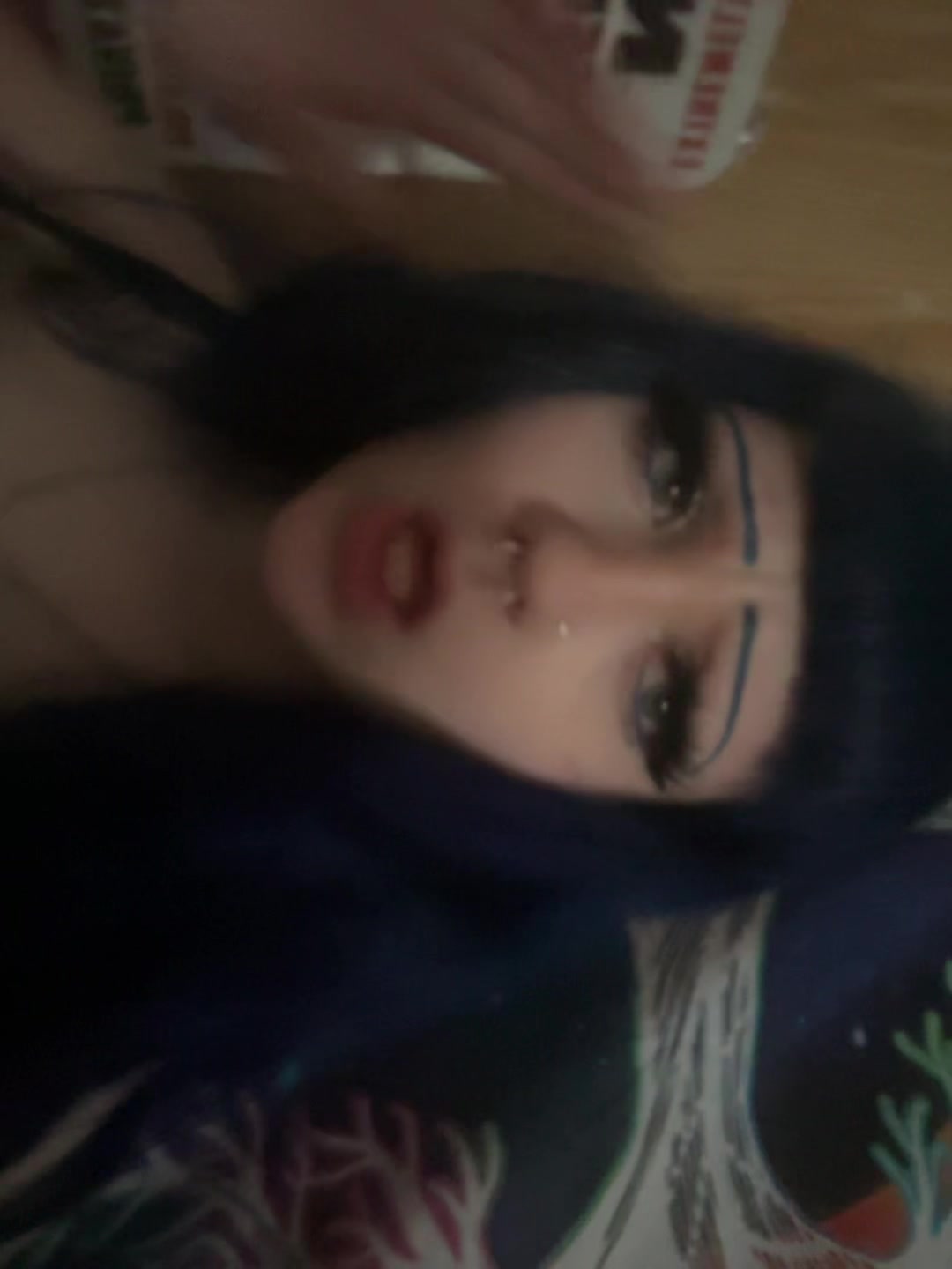 @Buzzballbriseis