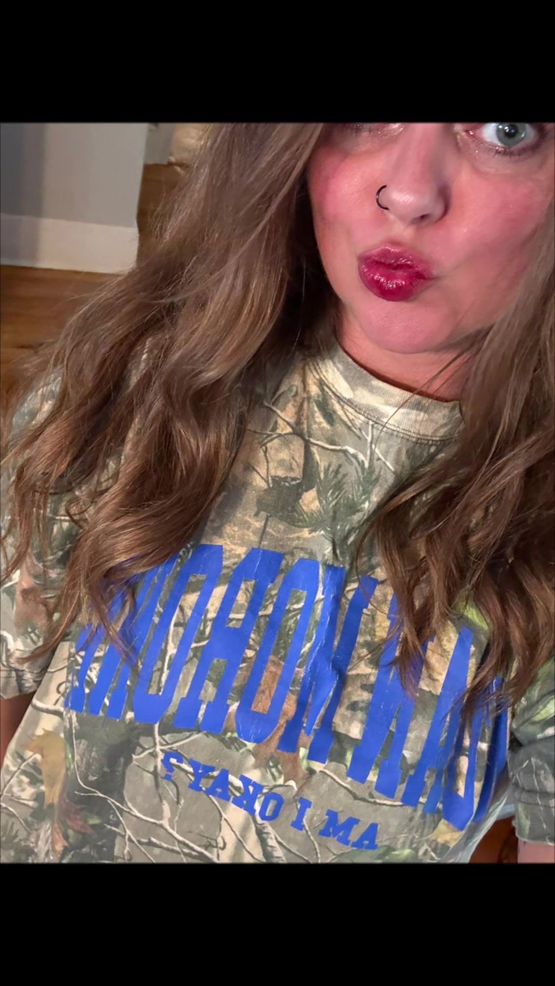 @JoanieLynn
