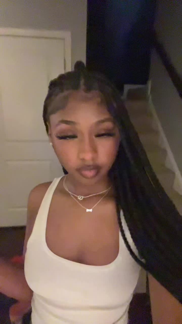 @jisellee ☆