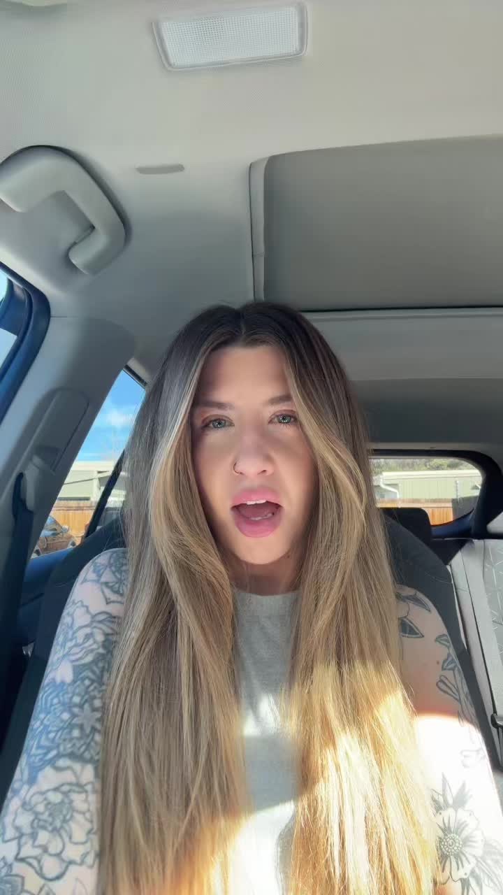 @lauurenaustin