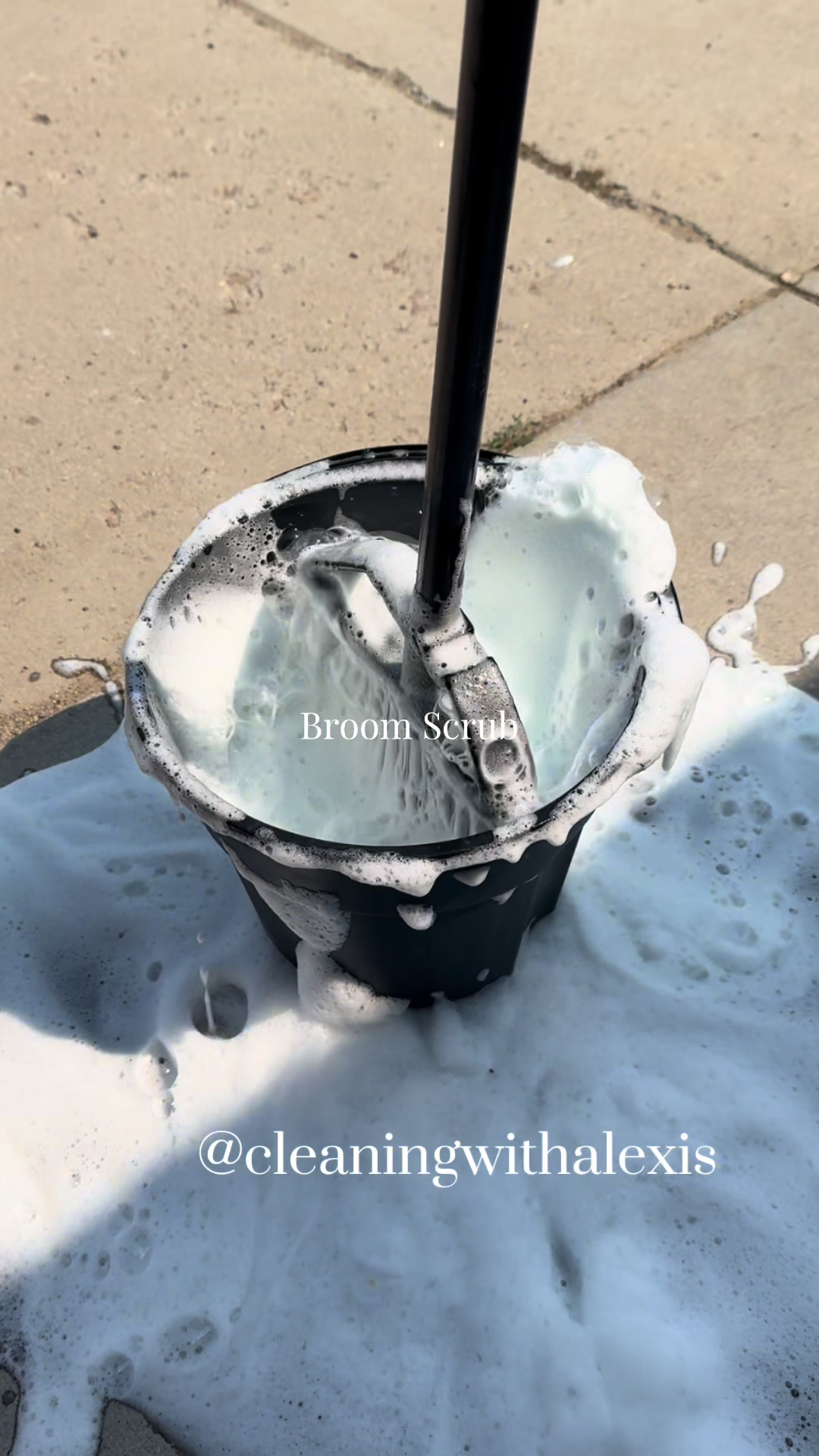 @AlexisCleanASMR