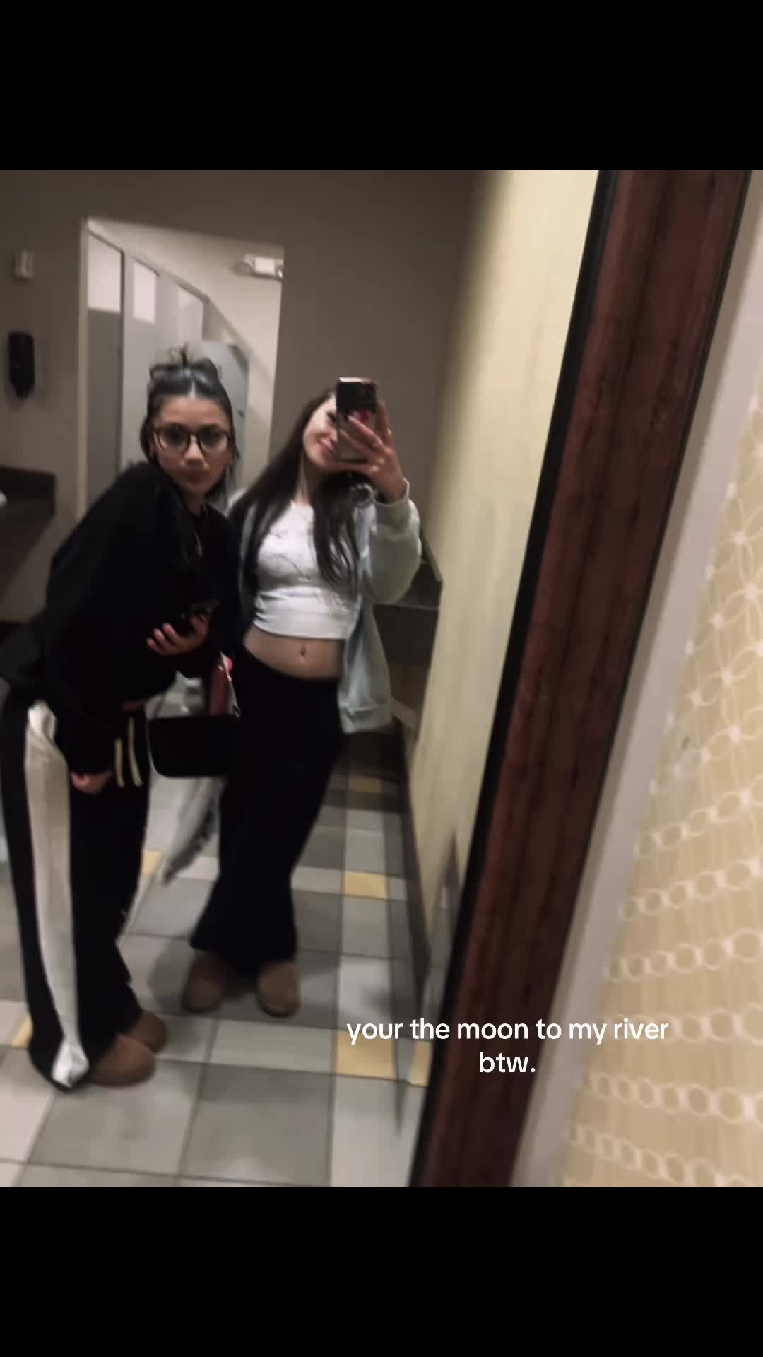 @mariahleialohaa