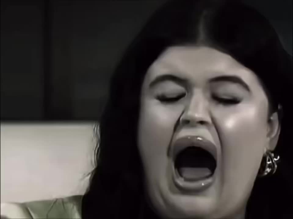 @CJ