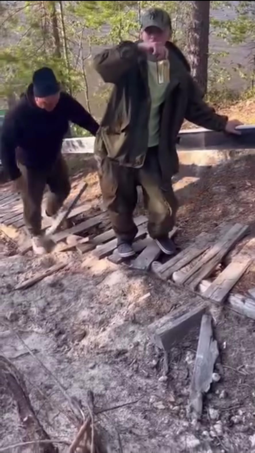 @ViralMoments