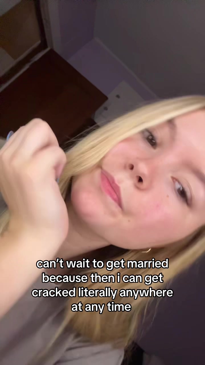 @chloeluvv