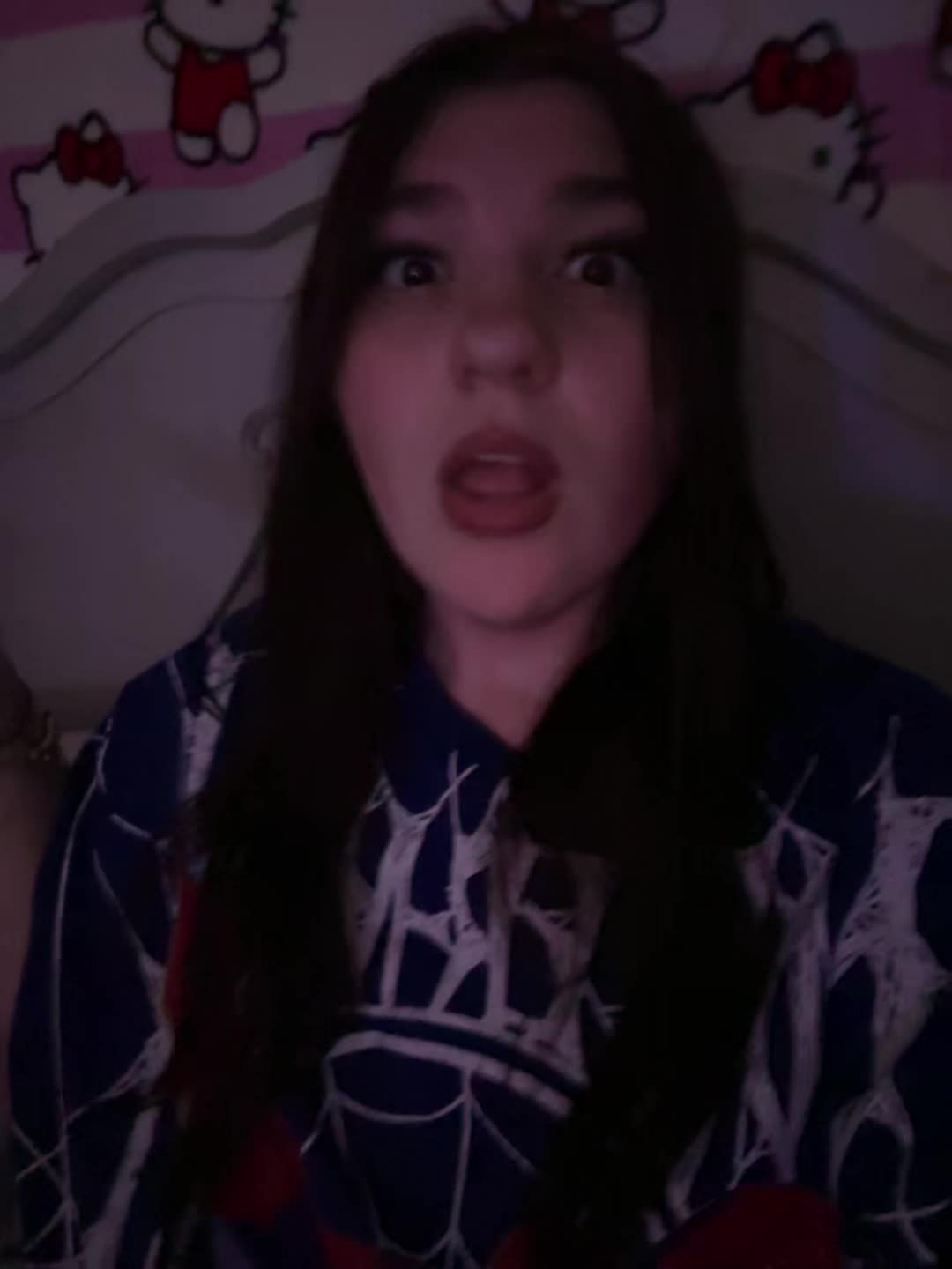 @🖤