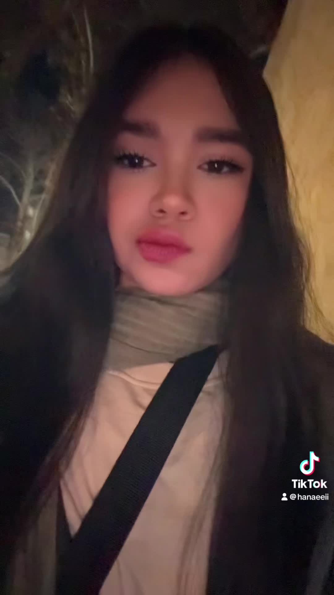 @Hana