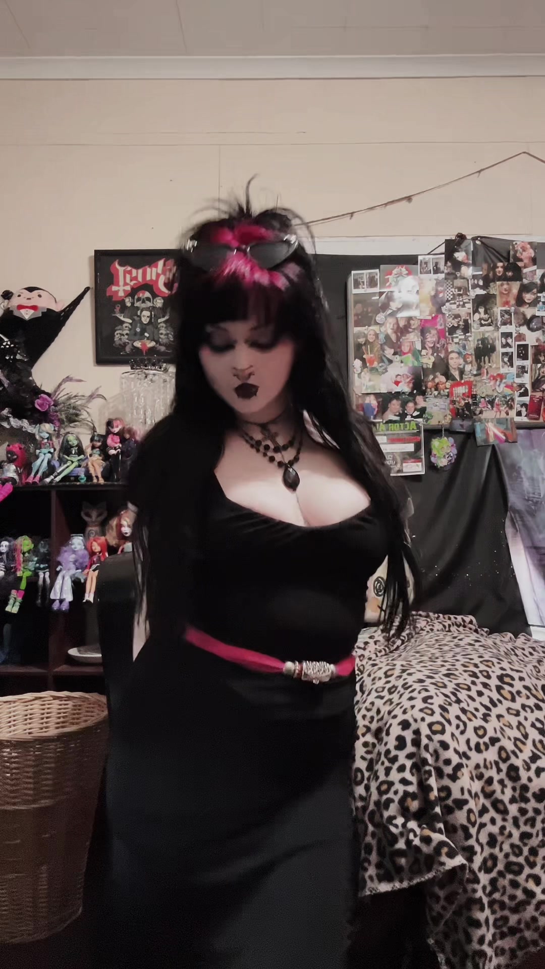@✧˚𓃢Esther𓃢˚✧