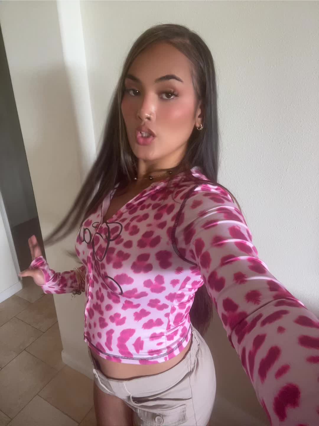 @Theycallmii_v