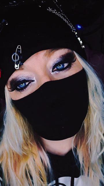 @.:~𝕷𝖎𝖊𝖇𝖑𝖎𝖓𝖌~:.