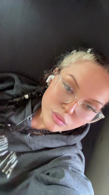 @Annalise 🧿🪬