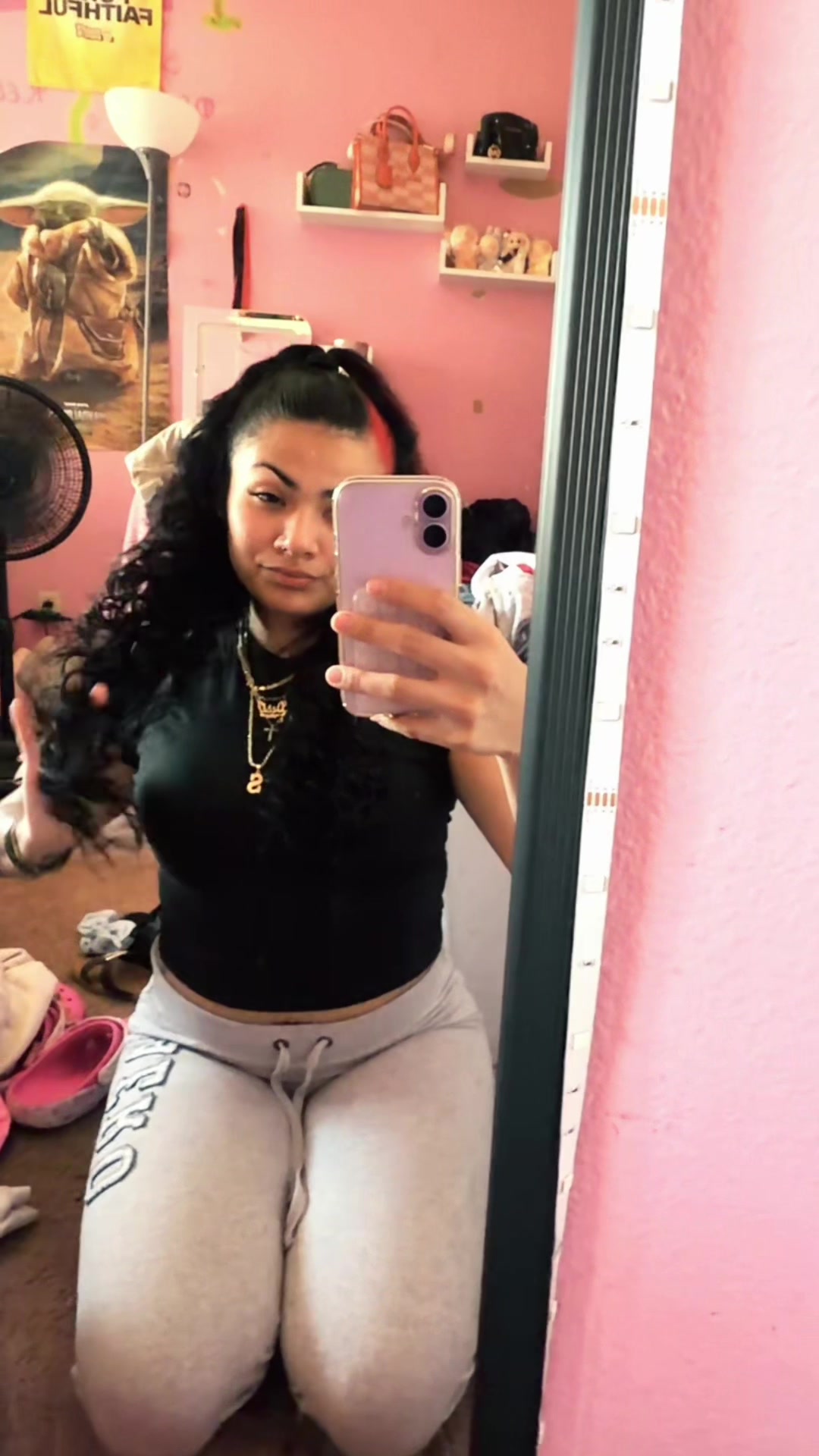 @Desi🤍