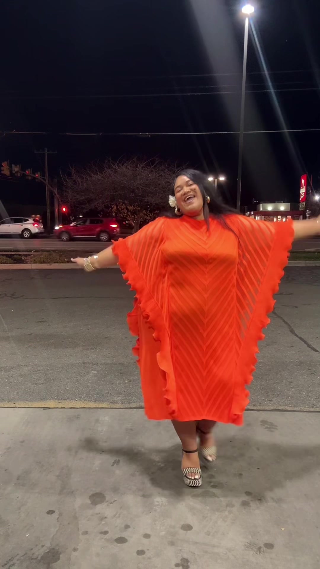 @Lose_bby | Curvy Girl