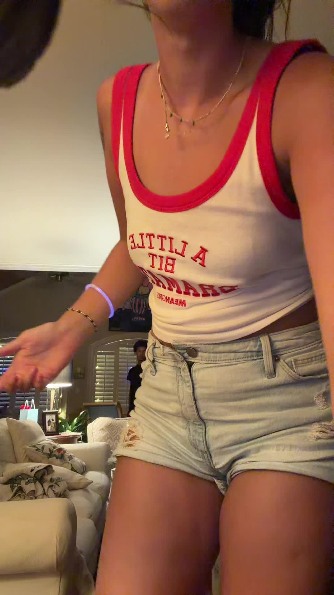 @ANNIEABOMINATION