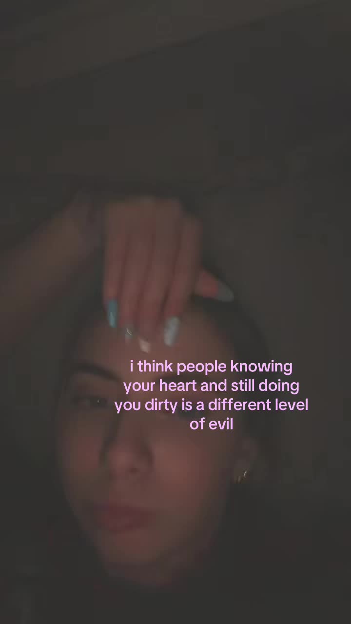 @???