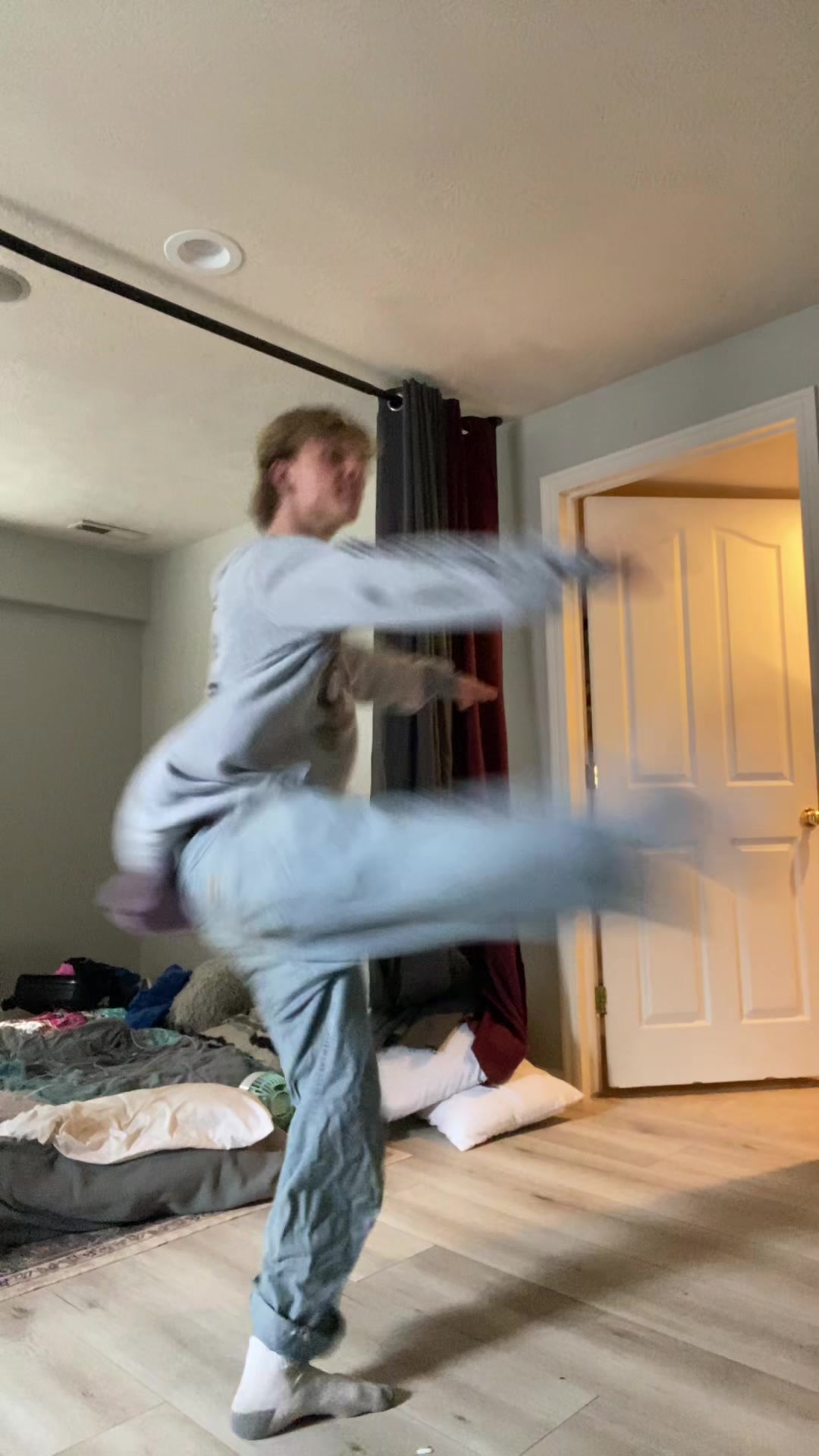 @Kanyunar ☮️