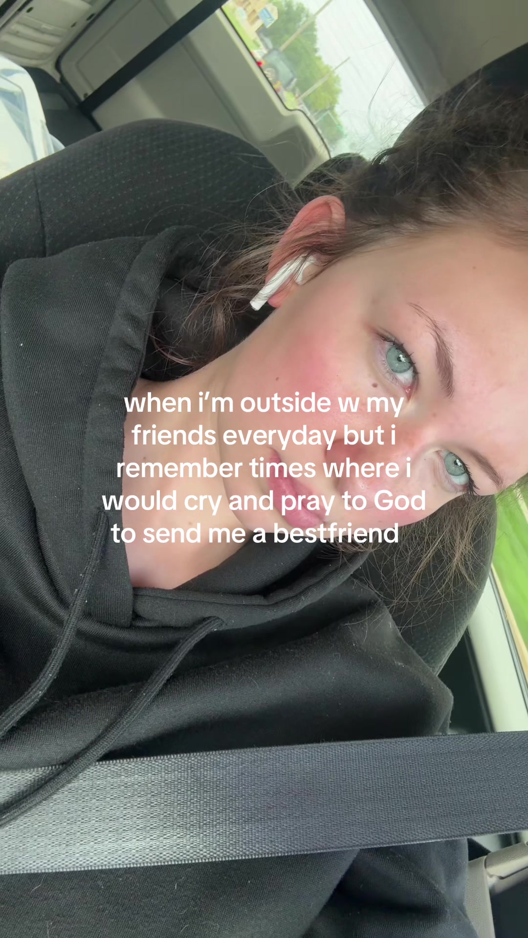 @๐๐ v