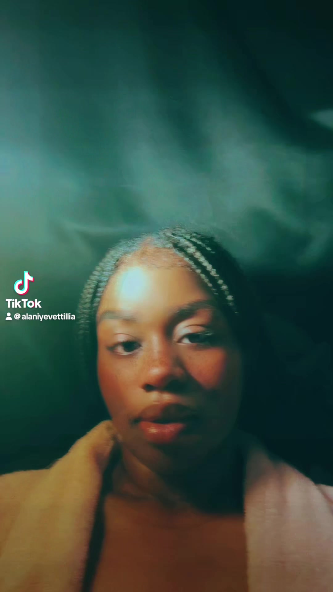 @alaniyevettillia